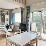 Cocon D'houlgate - A 500m De La Avec Son Balcon Vue Sur Le Jardin, 4 Couchages, Wifi Gratuite Apartment