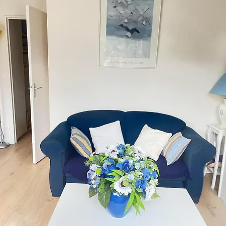 Cocon D'houlgate - A 500m De La Avec Son Balcon Vue Sur Le Jardin, 4 Couchages, Wifi Gratuite * Houlgate