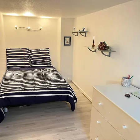 Apartment Cocon D'houlgate - A 500m De La Avec Son Balcon Vue Sur Le Jardin, 4 Couchages, Wifi Gratuite *