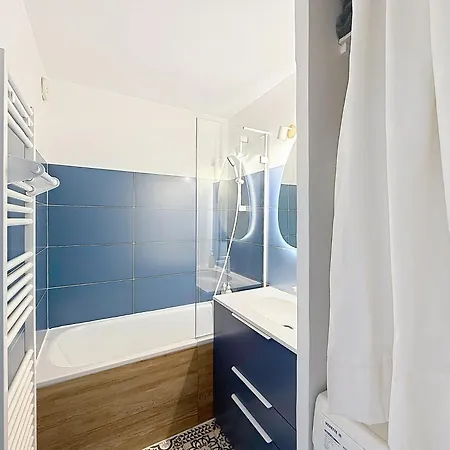 Apartment Cocon D'houlgate - A 500m De La Avec Son Balcon Vue Sur Le Jardin, 4 Couchages, Wifi Gratuite *