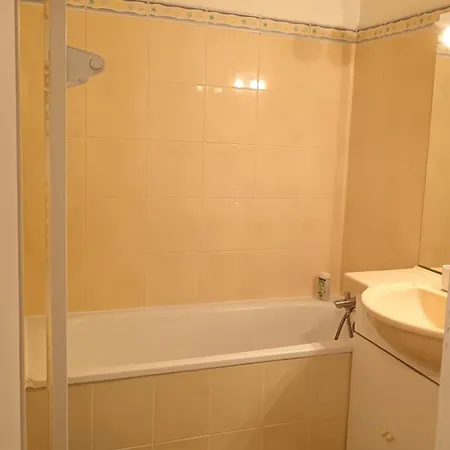 Marine - A 500m De La Avec Son Balcon Vue Sur Le Jardin, 4 Couchages, Wifi Gratuite Houlgate