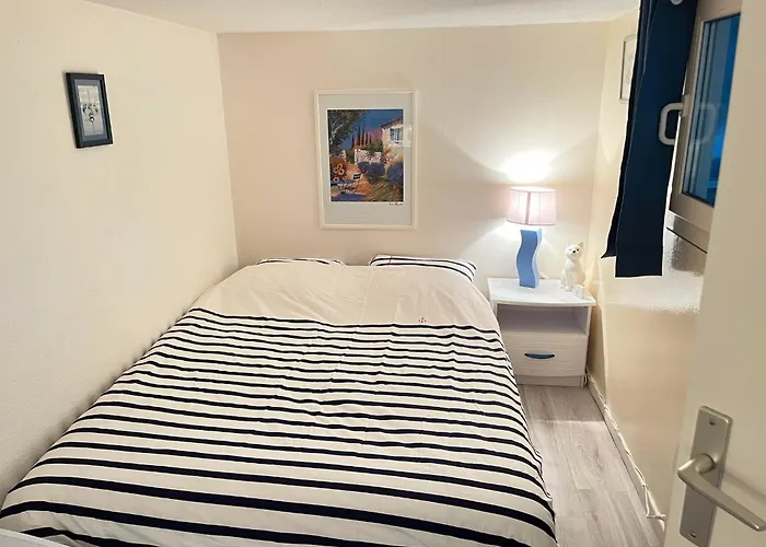 Marine - A 500m De La Avec Son Balcon Vue Sur Le Jardin, 4 Couchages, Wifi Gratuite